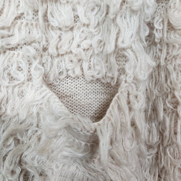 ASTR The Label Short Shaggy Loop Knit Cardigan Beige Sweater Size S Wool Blend - Picture 5 of 16